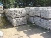 Granit-Mauersteine / Naturstein-Mauer / Granit-Mauer, grau-gelb, Mittelkorn (Granit-Mauersteine aus Polen), Mauersteine für eine Natursteinmauer, Polengranit