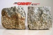 Kostka granitowa (szaro-ruda, średnioziarnista), łupana, mrozoodporny polski granit